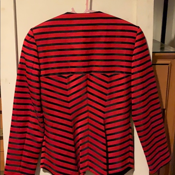 Jacket - Picture 4 of 6